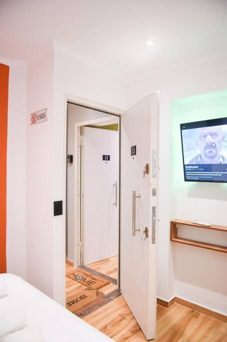 City Center 13 - Tirana Way Apartments Экстерьер фото